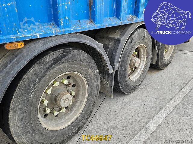 Tipper Kaiser benne transport ferrail