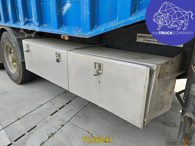 Tipper Kaiser benne transport ferrail