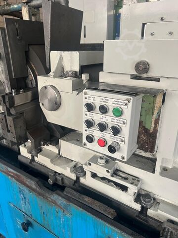 Centerless grinding machine Ghiringhelli M250