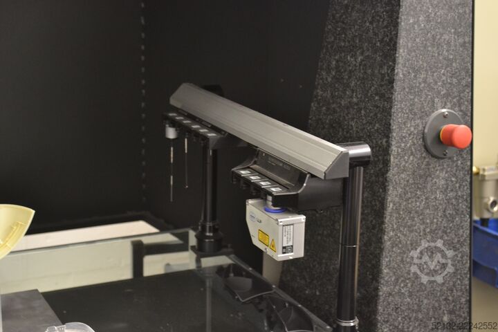 Coordinate measuring machine Werth Video Check