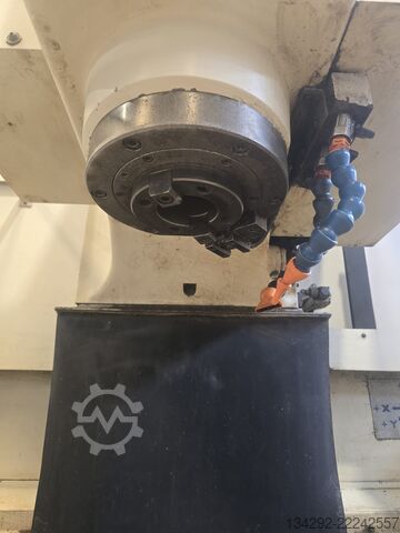 CNC-Dreh- und Fräszentrum Okuma & Howa 4V-NC