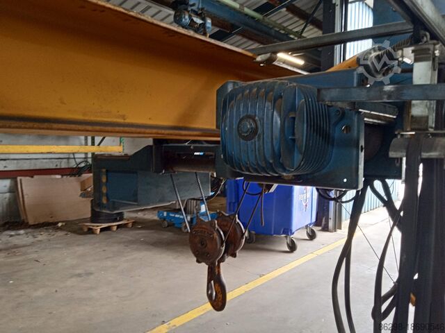 Overhead Crane ± 11,370 mm x 1,000 kg Demag EPKE