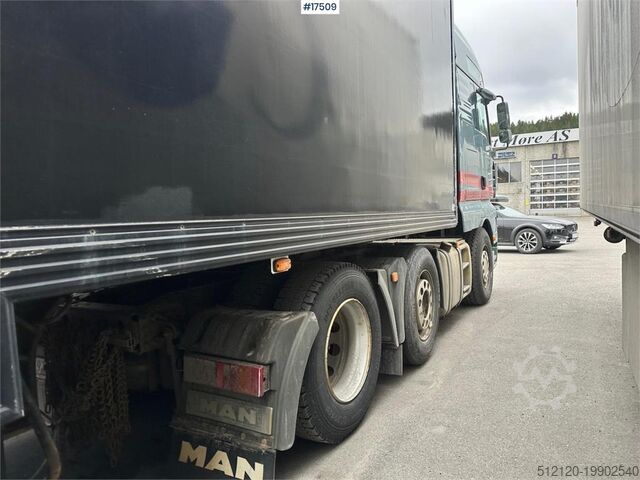 Standard tractor MAN TGA 25.480 6x2 Truck.