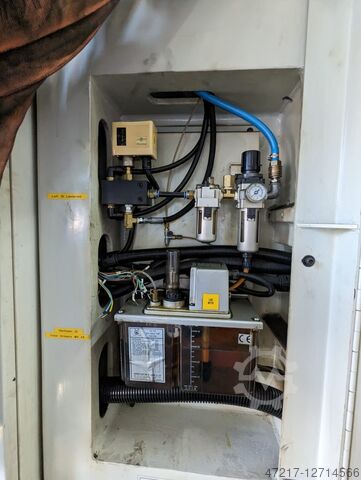 QUASER MV204II universal Fräsmaschine QUASER MV204II