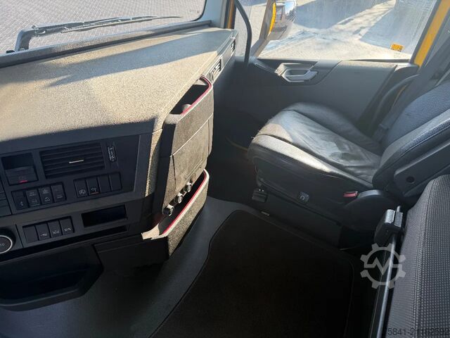 Kranwagen Volvo FH  500 8x4 Palfinger PK 65002-SH F + JIB PJ 125 E