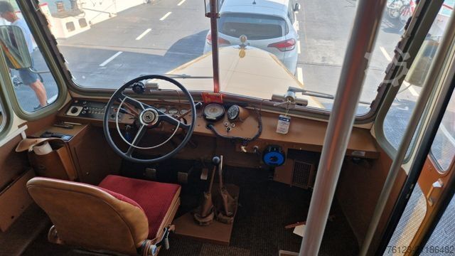 Reisebus  Oldtimer Paket Saurer LC 4 und Volvo B 10 Lauber