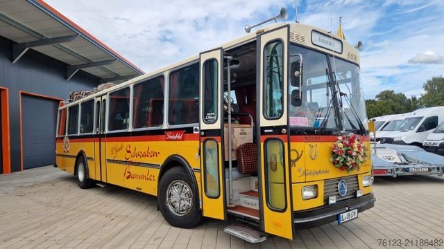 Reisebus  Oldtimer Paket Saurer LC 4 und Volvo B 10 Lauber