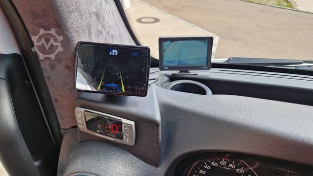 Kleinbus MERCEDES-BENZ 30 Sitzer Schul- Transferbus 519 Lagerfahrzeug