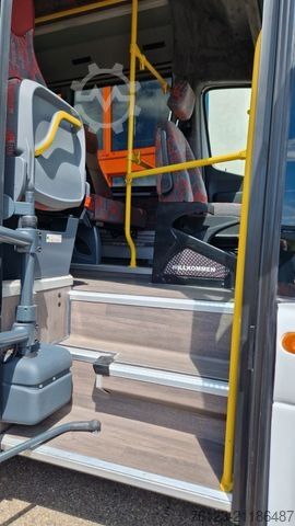 Kleinbus MERCEDES-BENZ 30 Sitzer Schul- Transferbus 519 Lagerfahrzeug