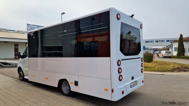 Kleinbus MERCEDES-BENZ 30 Sitzer Schul- Transferbus 519 Lagerfahrzeug