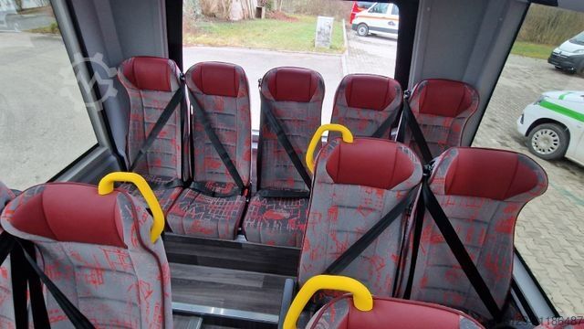 Kleinbus MERCEDES-BENZ 30 Sitzer Schul- Transferbus 519 Lagerfahrzeug