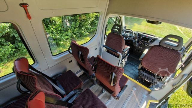 Kleinbus IVECO Daily C35 M1 9 Sitzer sauberes Fahrzeug