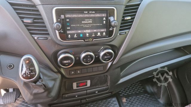 Kleinbus IVECO Daily C35 M1 9 Sitzer sauberes Fahrzeug