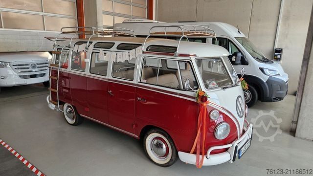 Kleinbus VOLKSWAGEN T 1 Samba mit Safarifenster