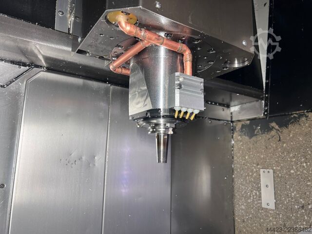 5-Achs Bearbeitungszentrum Hermle B 300 U