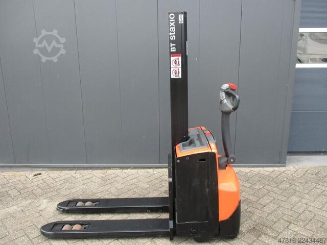 Hochhubwagen BT SWE 080L