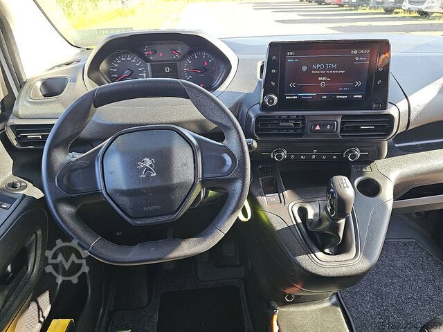 Suitcase PEUGEOT PARTNER 1.5 L1 Navi NAP Euro6 AC