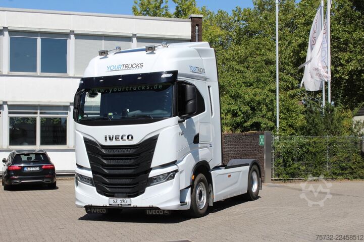 Standard SZM Iveco S-Way 530 Retarder Safety Lock 2Tanks Navi LED