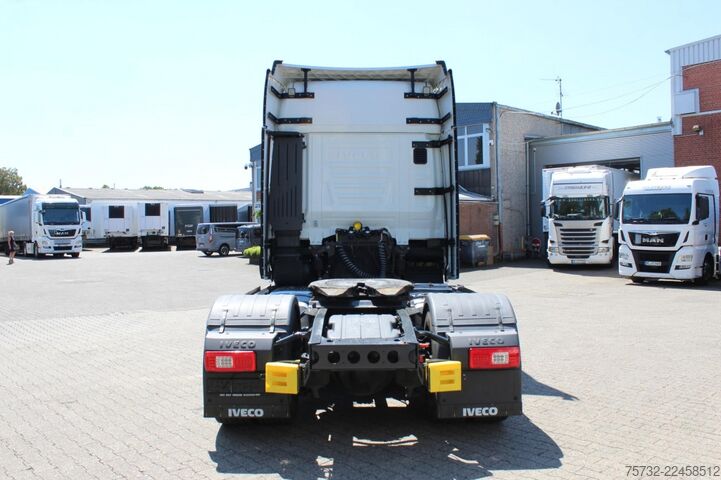 Standard SZM Iveco S-Way 530 Retarder Safety Lock 2Tanks Navi LED