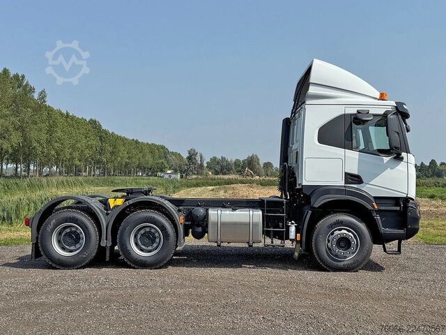 Standard-SZM Iveco T-Way AT720T47TH Tractor Head (4 units)