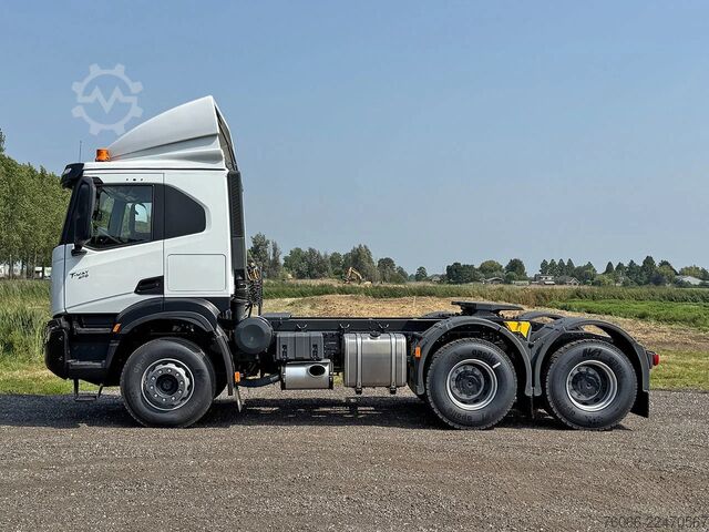 Standard-SZM Iveco T-Way AT720T47TH Tractor Head (4 units)