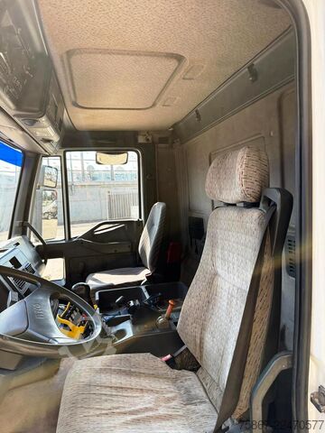 Tipper truck Iveco EUROCARGO 400E30