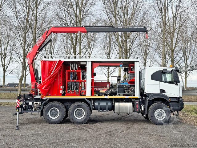 Iveco T-Way AT380T47WH Workshop Truck Iveco T-Way AT380T47WH Workshop Truck