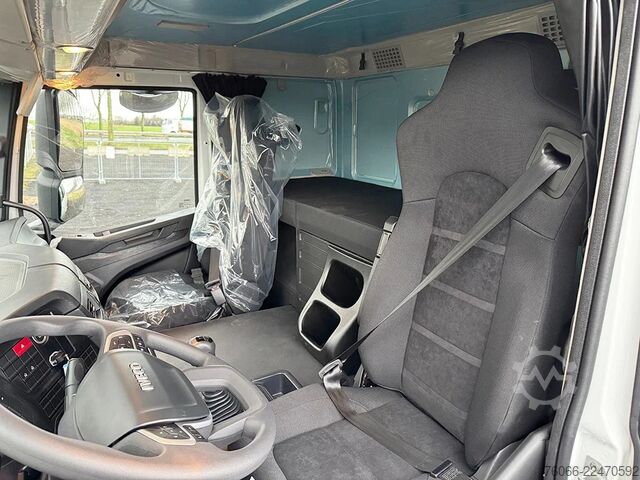 Iveco T-Way AT380T47WH Workshop Truck Iveco T-Way AT380T47WH Workshop Truck