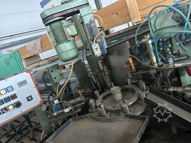 Innengewindeschneidmaschine CHIRON 