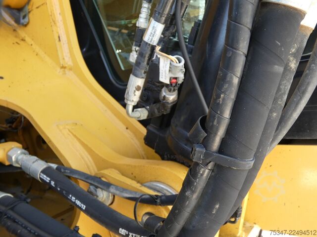 Raupenbagger Caterpillar 330