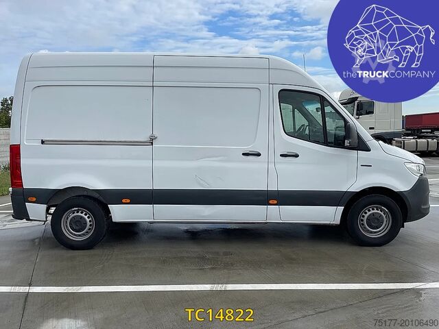 Box van Mercedes-Benz Sprinter E-Sprinter L2H2
