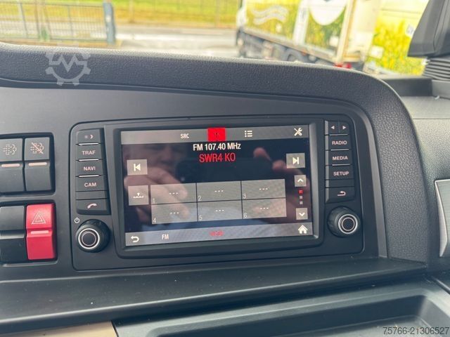 LKW mit Getränkeaufbau MAN TGX 26.500 L / LBW / 2 x AHK / LENKACHSE