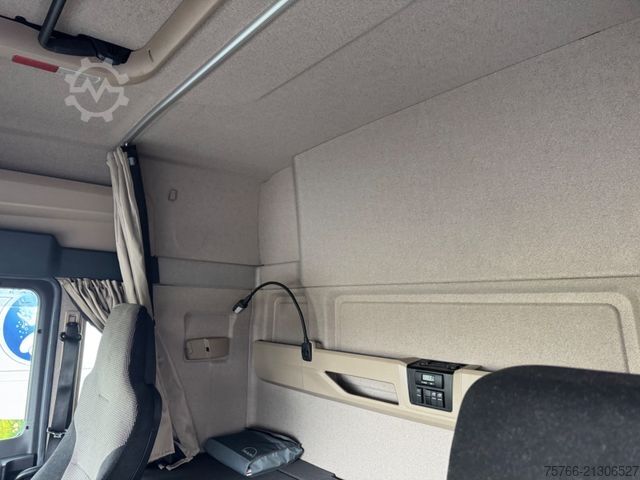 LKW mit Getränkeaufbau MAN TGX 26.500 L / LBW / 2 x AHK / LENKACHSE