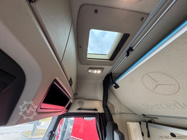 LKW mit Pritsche & Plane MERCEDES-BENZ ACTROS 2545 / GIGA / RETARDER  / LENKACHSE / LBW