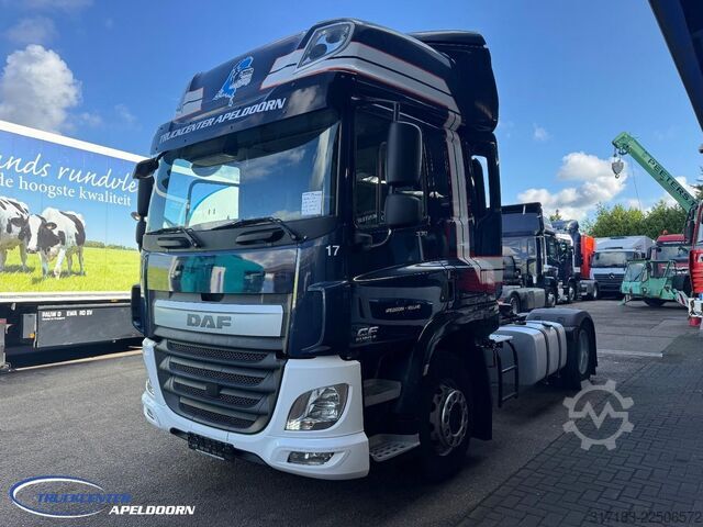 Standard tractor DAF CF 330 FT