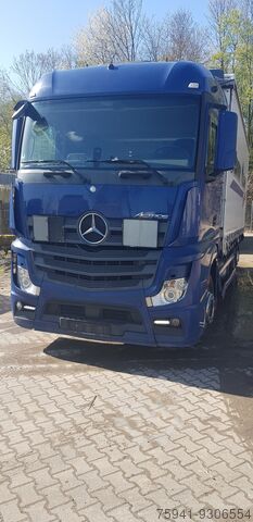 Flatbed + tarpaulin Mercedes-Benz 2542