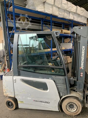 Elektrisch – 4 Räder Jungheinrich EFG 425