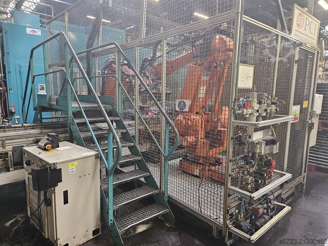 Industrial robot ABB 