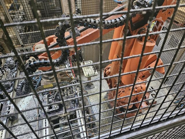 Industrial robot ABB 