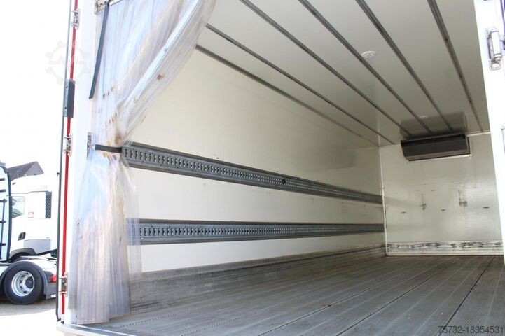 Kühlkoffer-LKW Mercedes-Benz Atego 1221 E6 TK T-800 R Strom Türen+LBW