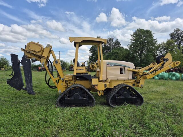 Trench cutter Vermeer RTX1250