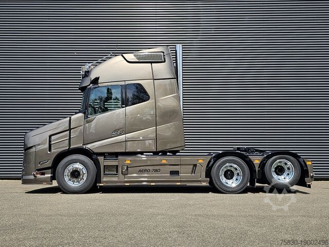 Standard-SZM Volvo VT5 AERO 780 XXL / 6x2 TORPEDO / BOOGIE / SPECI...