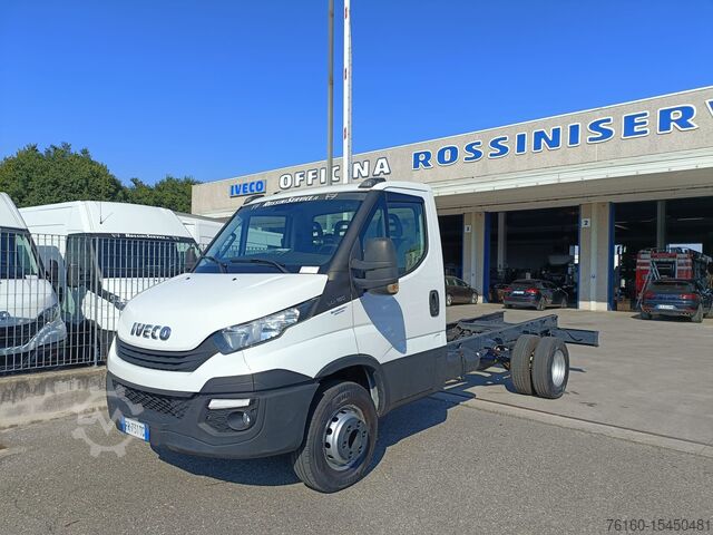 60C18 Fahrgestell Iveco Daily