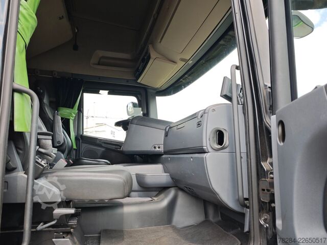 Volumen SZM SCANIA R450  MEGA Vollverkleidung Standklima