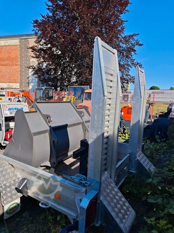 Anhänger  Baos M353616 Baumaschinenanhänger  neuwertig