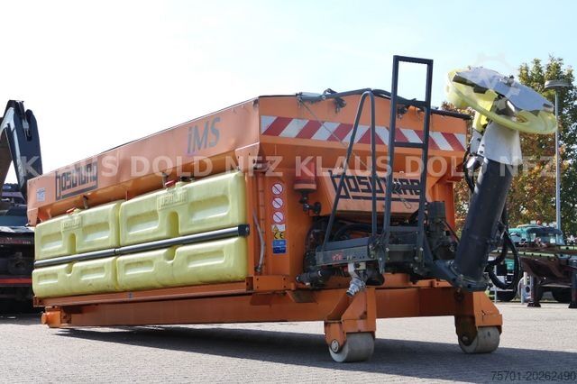 Roll-off tipper truck Boschung Salzstreu Wechselaufbau