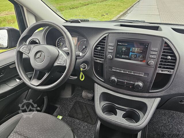 High-roof van MERCEDES-BENZ VITO 119 CDI L2 LED Trekhaak!