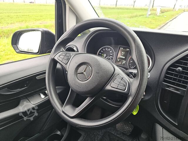 High-roof van MERCEDES-BENZ VITO 119 CDI L2 LED Trekhaak!