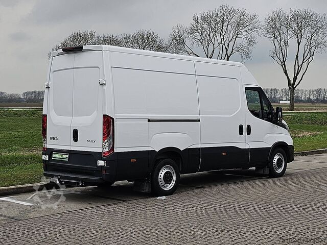 Hochdachkombi IVECO DAILY 35S14 L2H2 3.5t-Trekhaak!