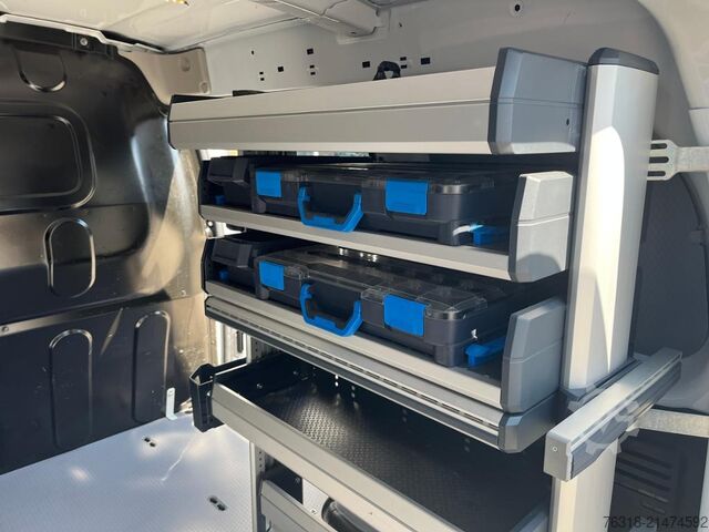 Panel van Mercedes-Benz Citan 111 CDI  Lang Werktattausbau 3 Sitzer